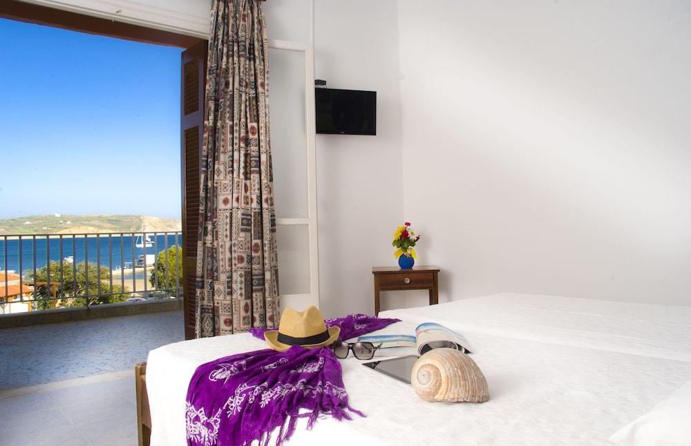 Hotel Alex Methoni  Exterior photo