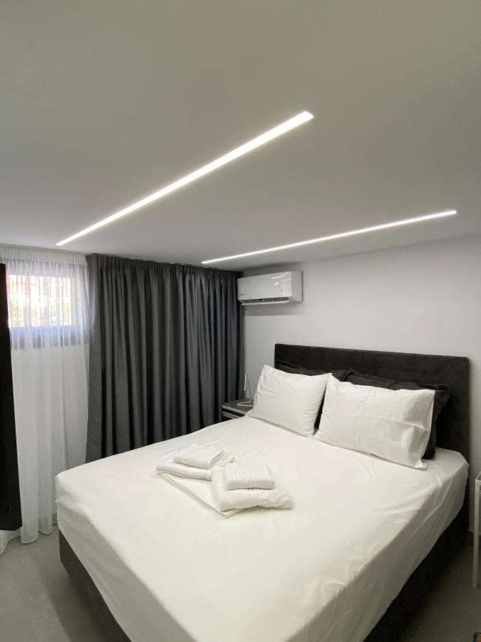 Hotel Alex Methoni  Exterior photo