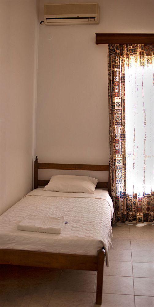 Hotel Alex Methoni  Exterior photo