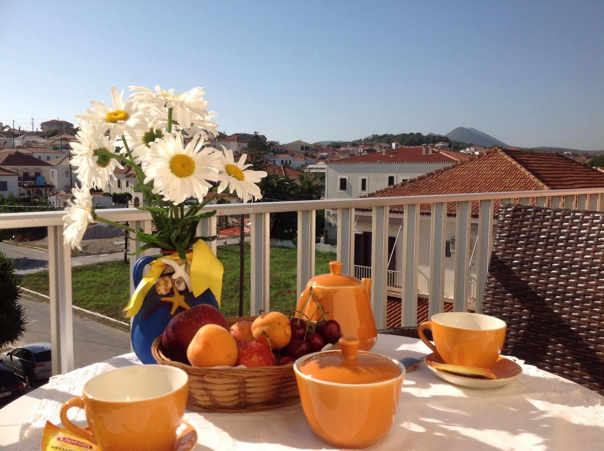 Hotel Alex Methoni  Exterior photo